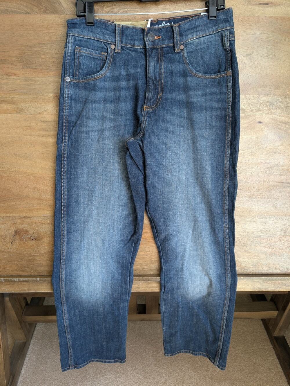 NWT Wrangler Retro Jeans Mens 30x34 Blue Denim Dark Wash Stretch Relaxed Bootcut